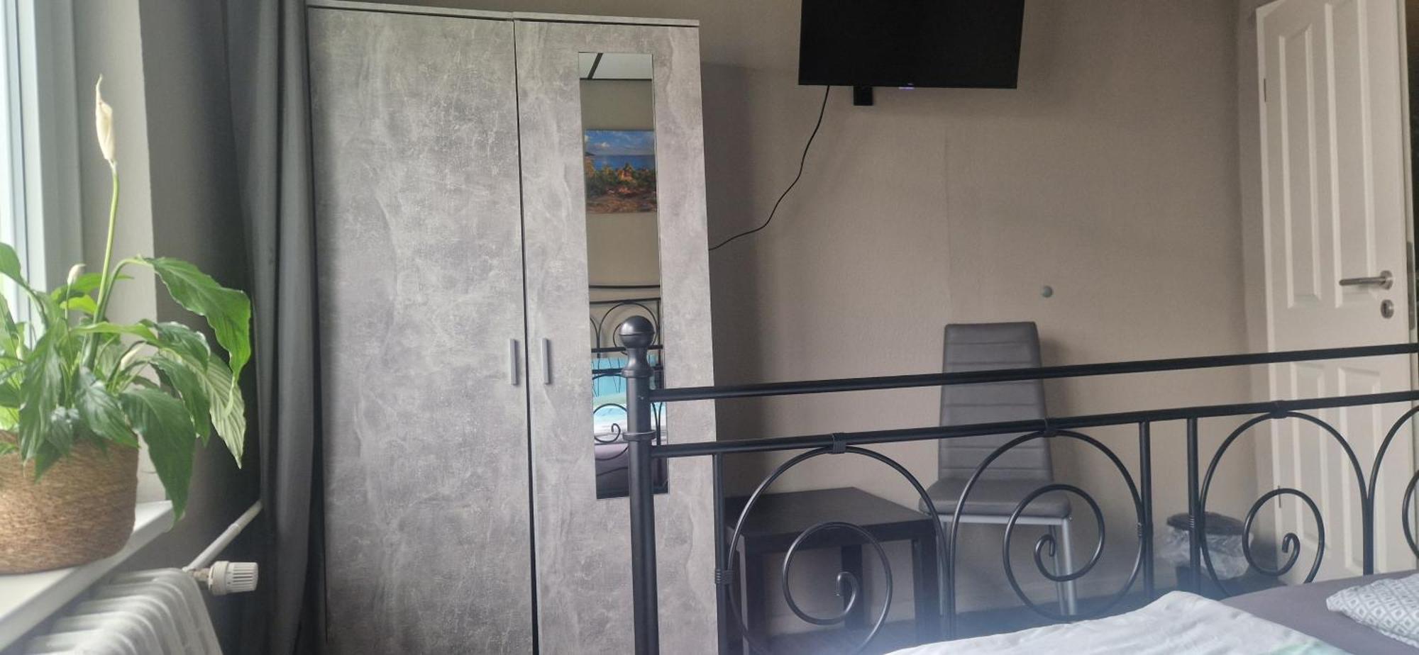 M&R Motel รอสต็อค ภายนอก รูปภาพ